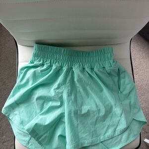 lululemon track that shorts